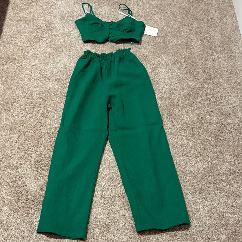 Lulu's Emerald Wide Leg Pants & Crop Top Set